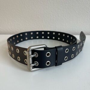 Women’s Black Grommet Belt